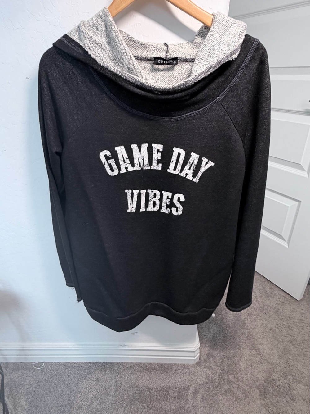 Zutter 'Game Day Vibes' Black Pullover Hoodie Sweater